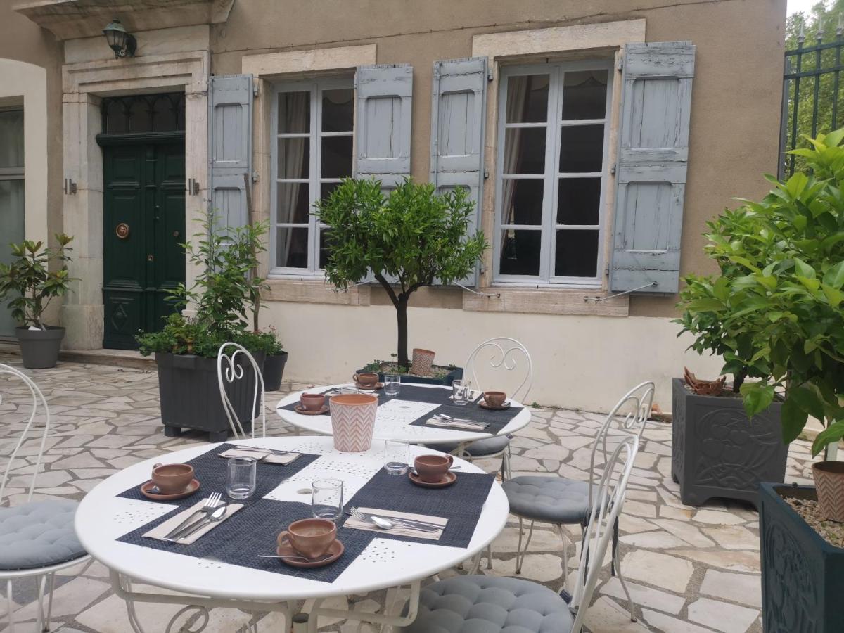 Maison De L'aguze 3*